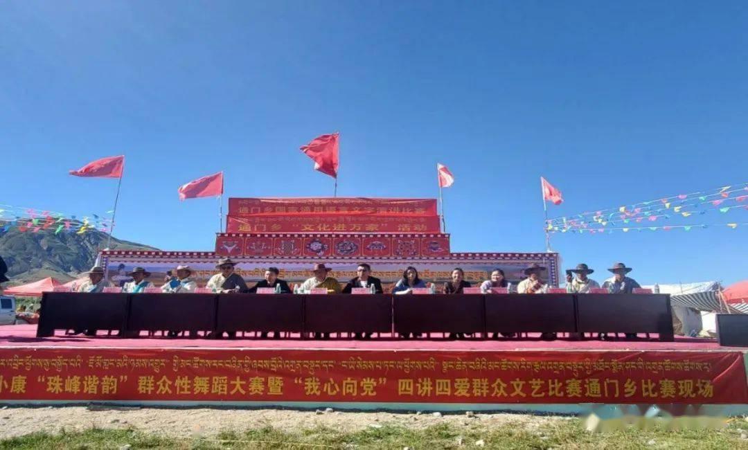珠穆朗玛峰的中国梯，在海拔8700米上挺立33年，到底是谁带上去？